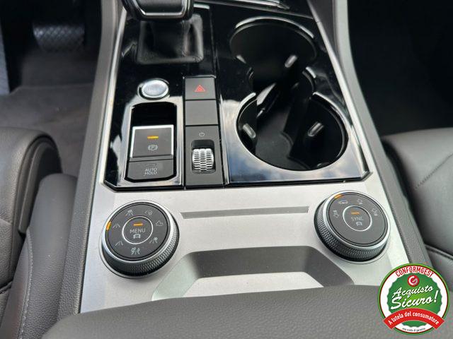 VOLKSWAGEN Touareg 3.0 V6 TDI SCR Atmosphere
