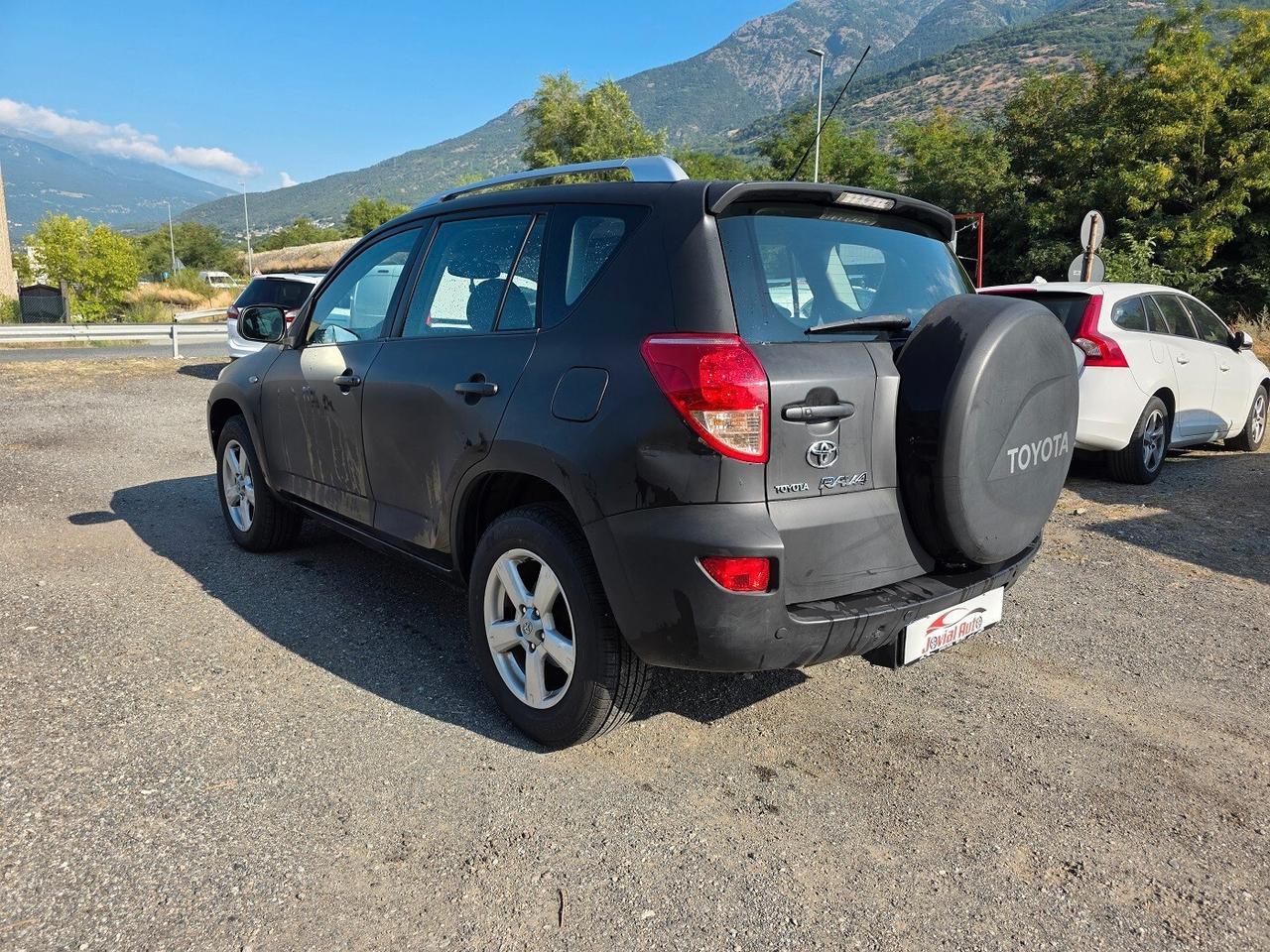 Toyota RAV 4 2.2 D-4D 136 CV Luxury