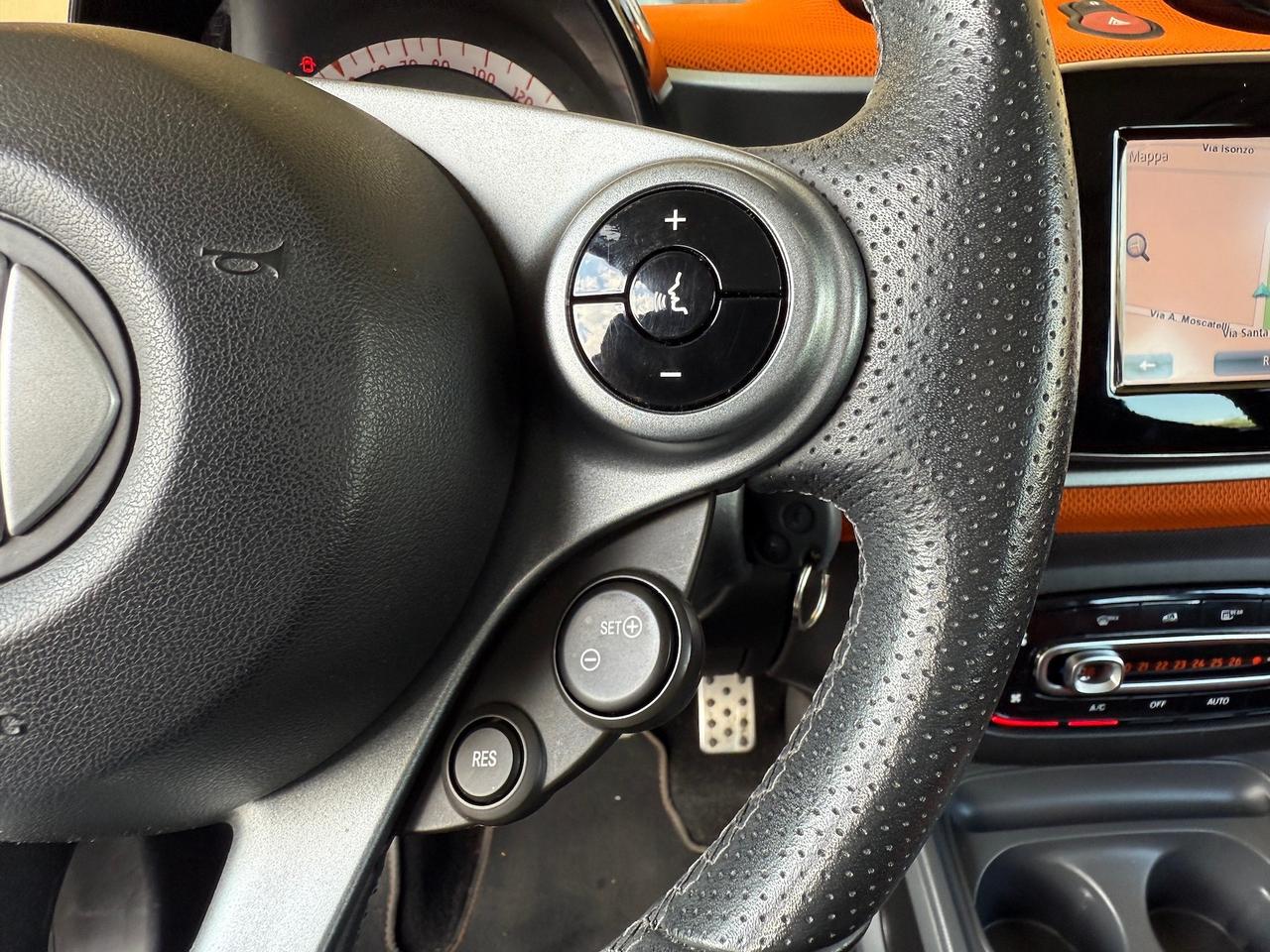 Smart ForFour 90 0.9 Turbo EDITION ONE JBL