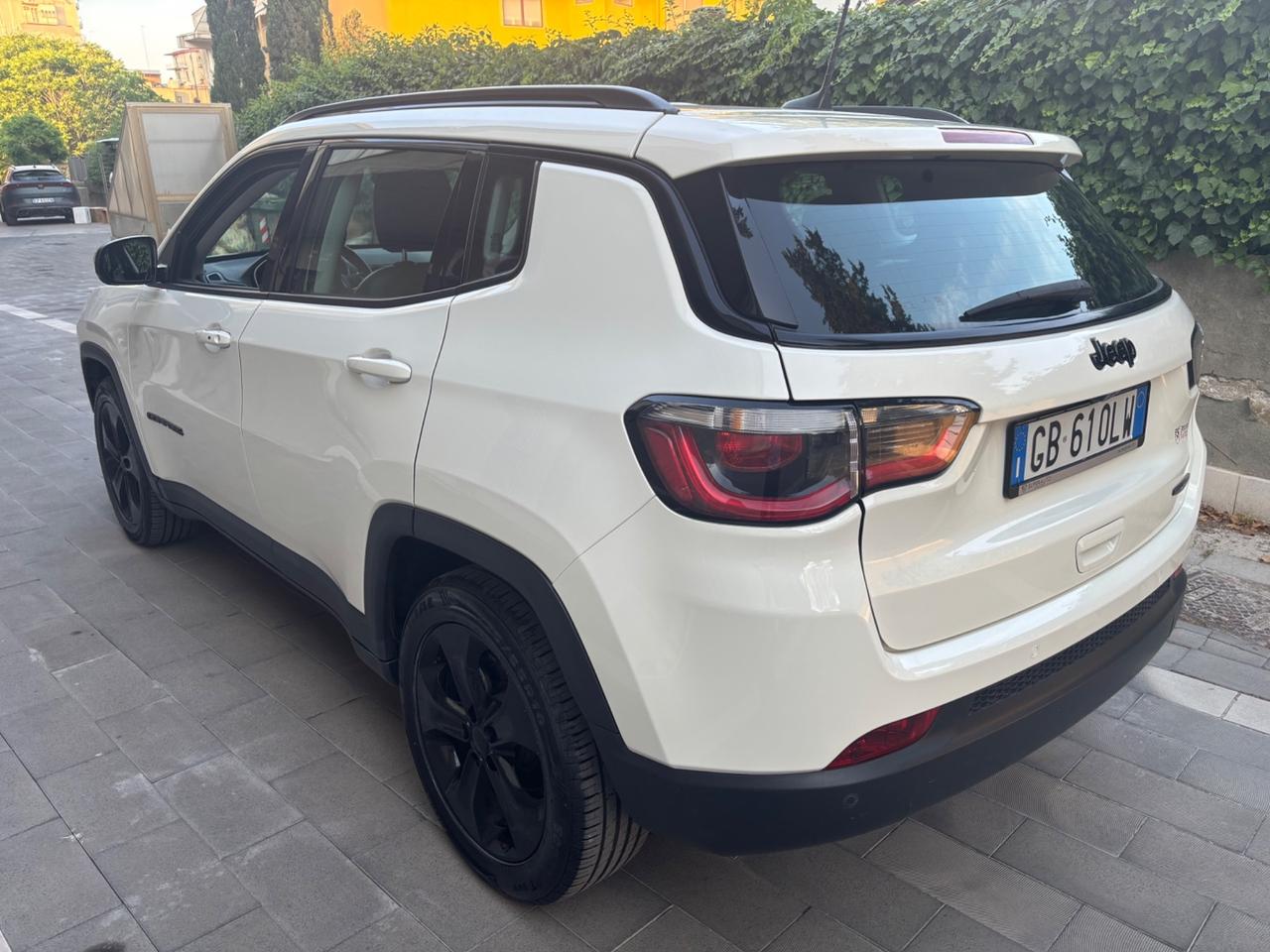 Jeep Compass 1.6 M-Jet Night Eagle 4X2