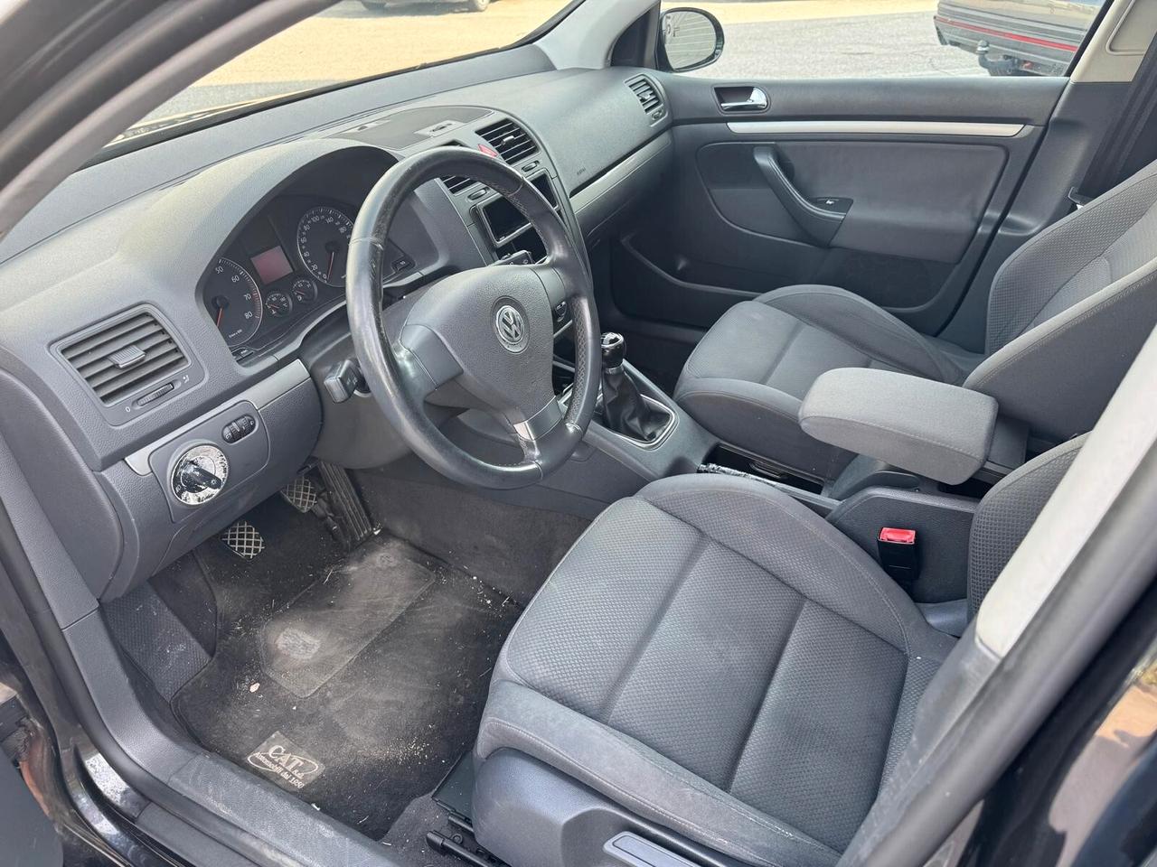 Volkswagen Golf 1.6 16V FSI 5p. Comfortline