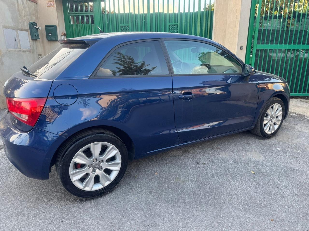 Audi A1 1.6 TDI 105 CV Attraction