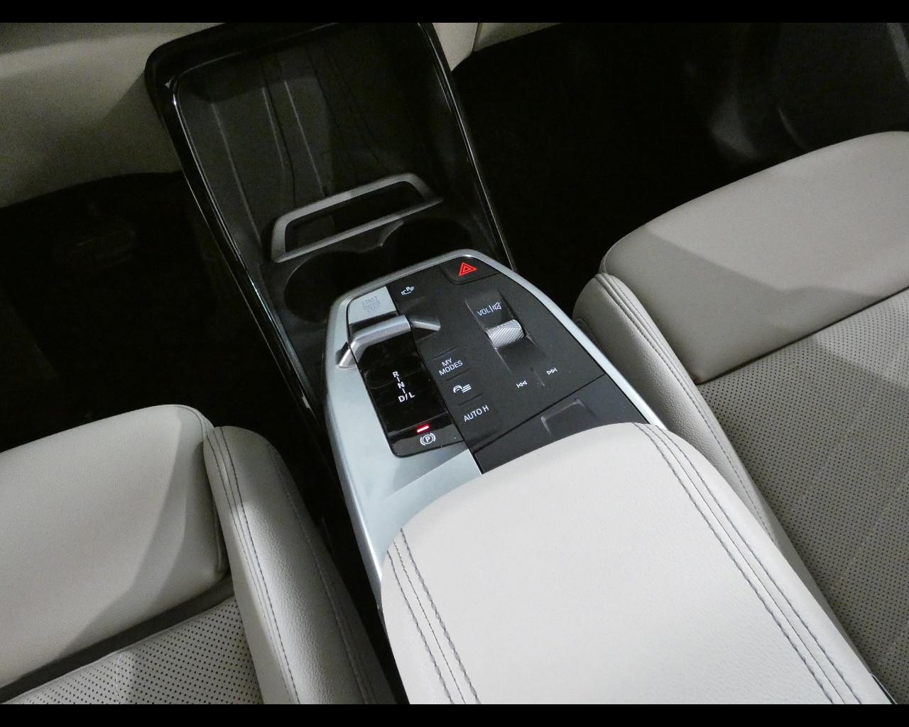BMW Serie 2 A.T. (U06) - 218d Active Tourer Luxury