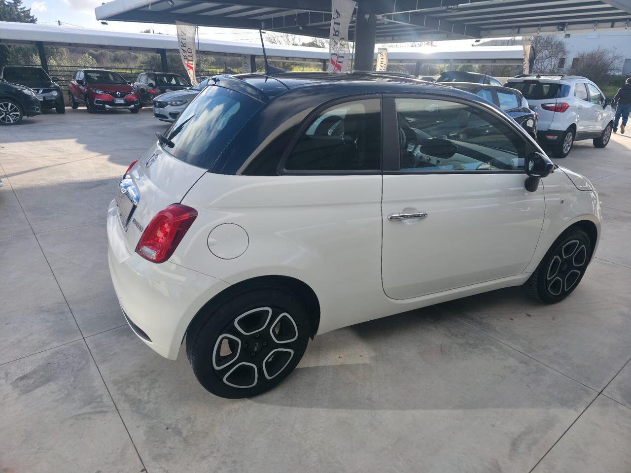 Fiat 500 1.0 Hybrid Red