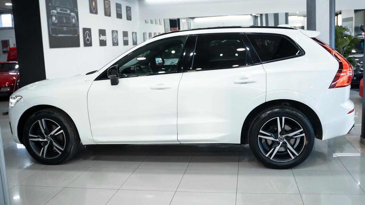 Volvo XC 60 XC60 B4 2.0 AWD R DESIGN AUTO XENO PELLE NAVI FULL OPTIONAL