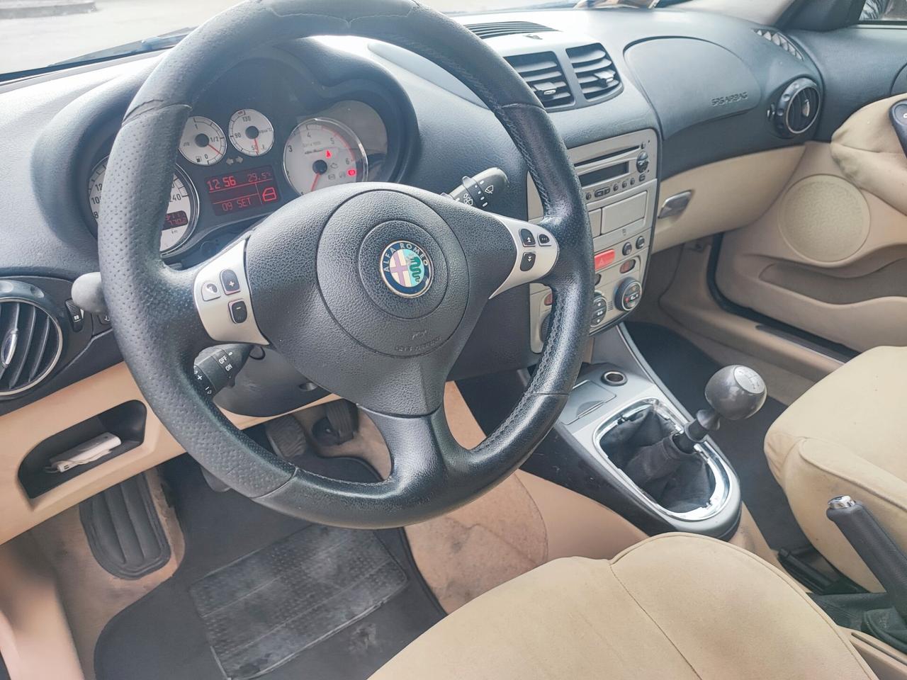 Alfa Romeo 147 1.9 JTD M-JET 150 CV 5 porte Dist.