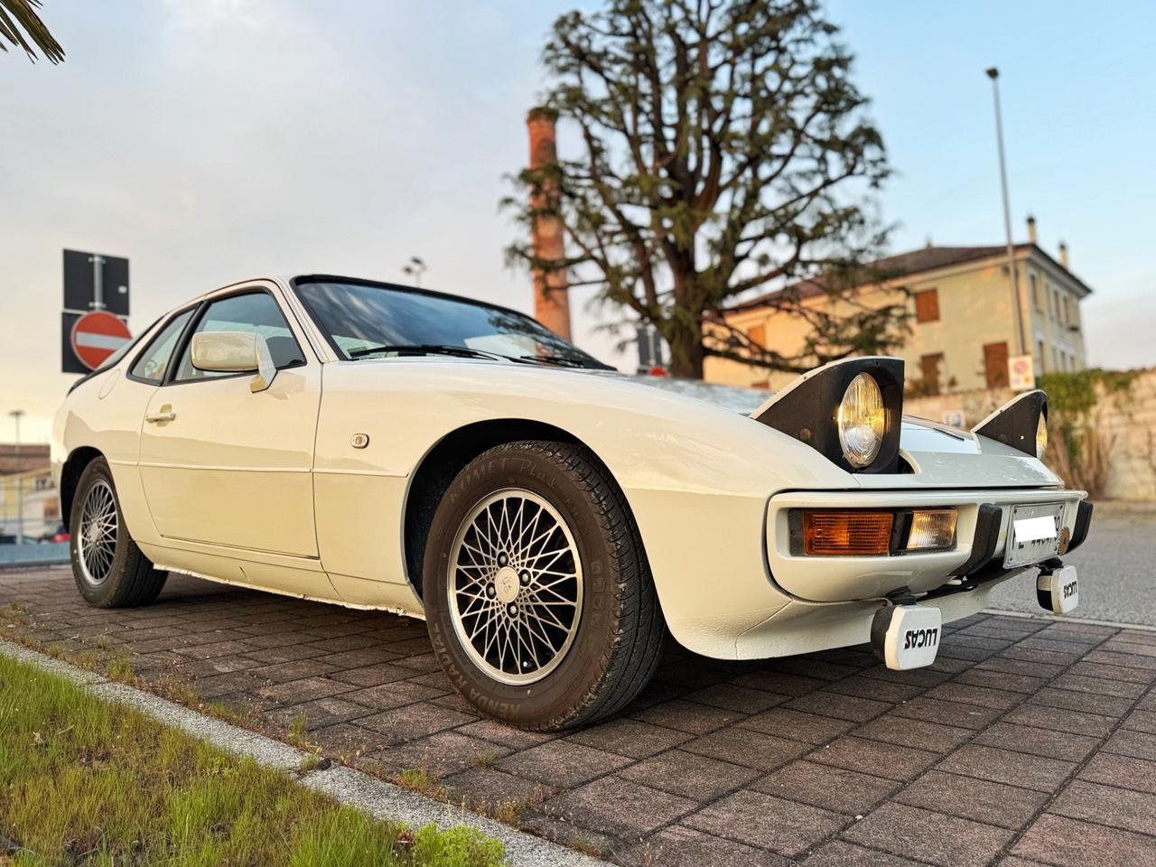 PORSCHE 924 2.0 Benzina – ASI – Anno 1980