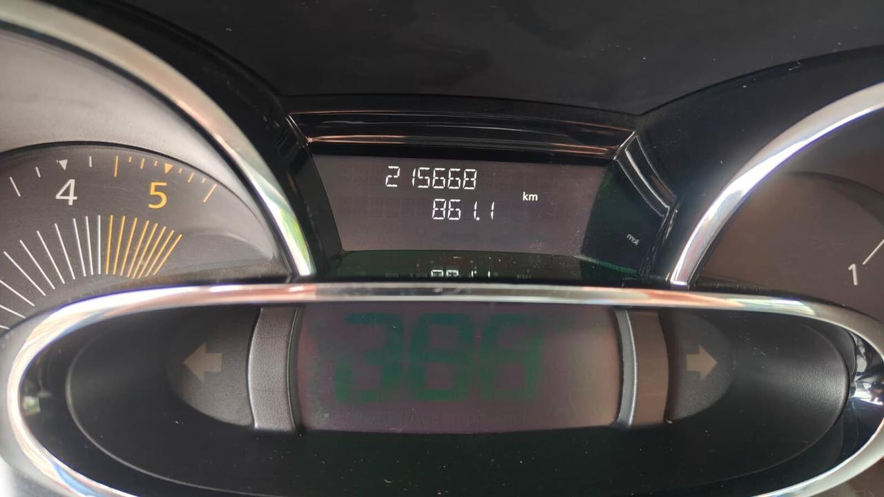 RENAULT Clio 1.5 dCi 75 CV 5p Customer Natural