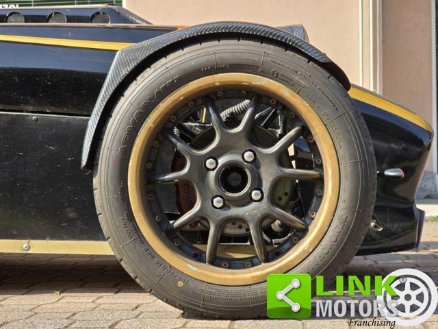 CATERHAM CATERHAM Sylva Striker R1