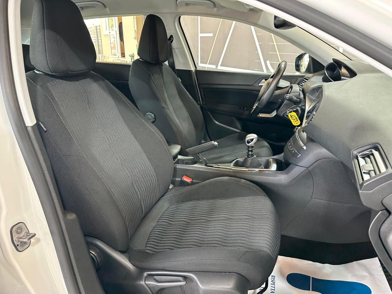 Peugeot 308 5p 1.2 puretech t (e-thp) Allure s