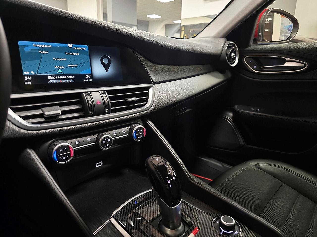 Alfa Romeo Giulia 2.2 T BUSINESS 190CV ROSSO ALFA_FATTURE_CARBONIO