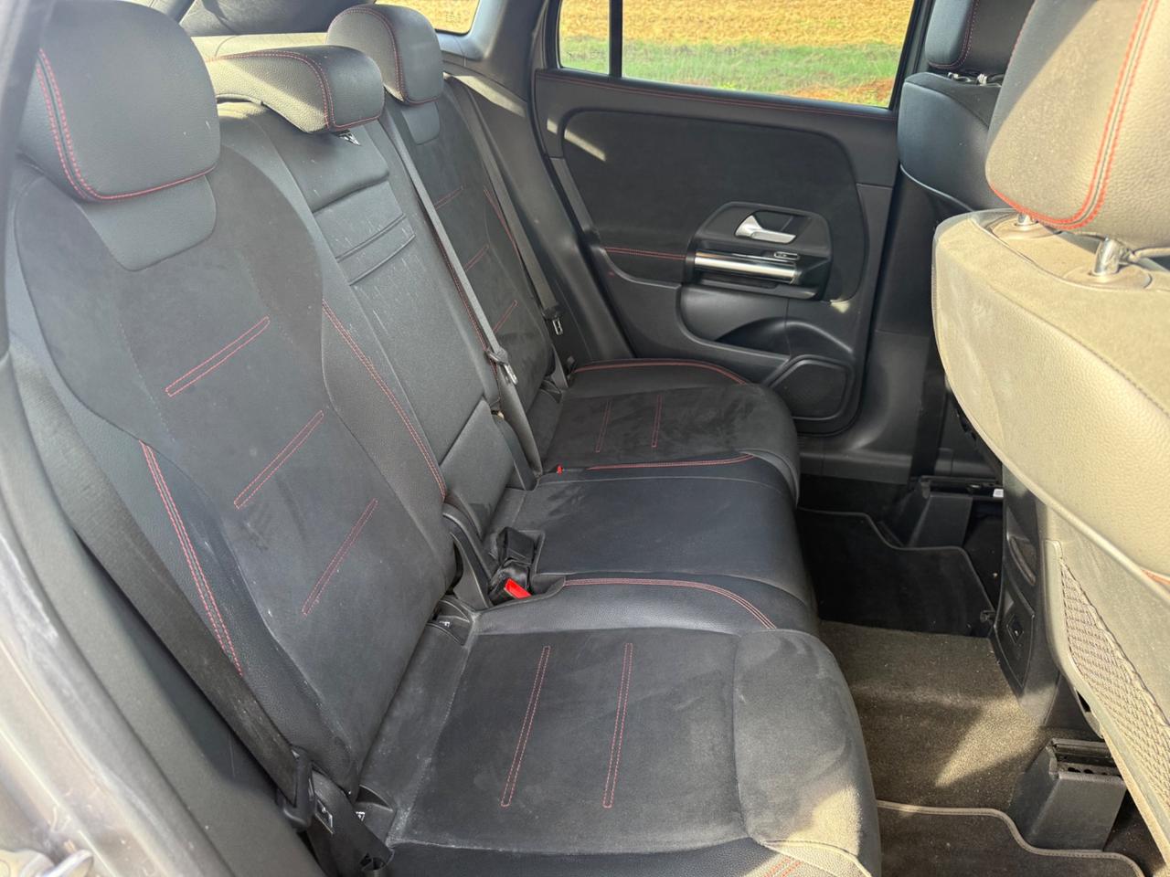 Mercedes-benz GLA 180 d