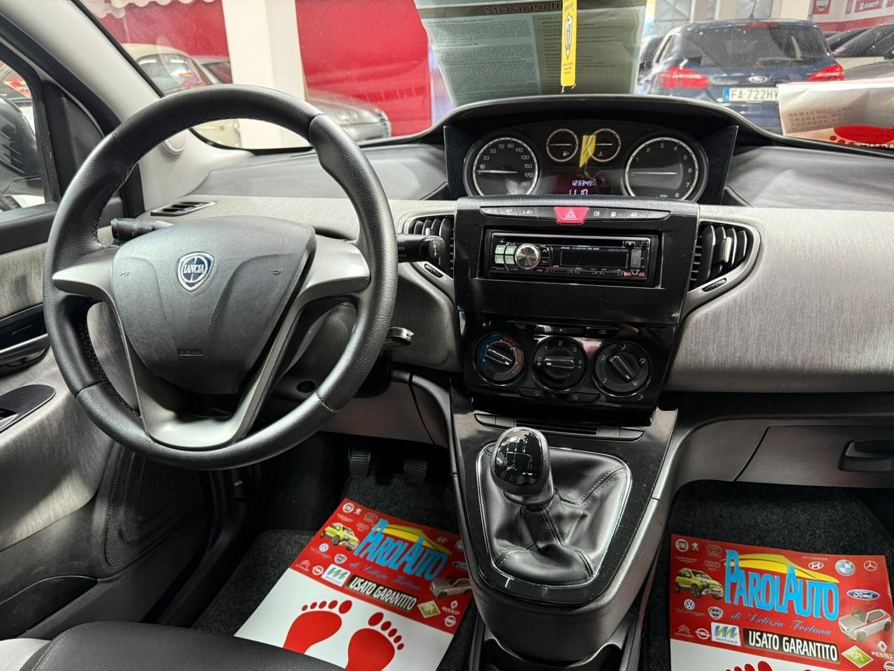 Lancia Ypsilon 1.2 69cv GPL Ecochic - 2012