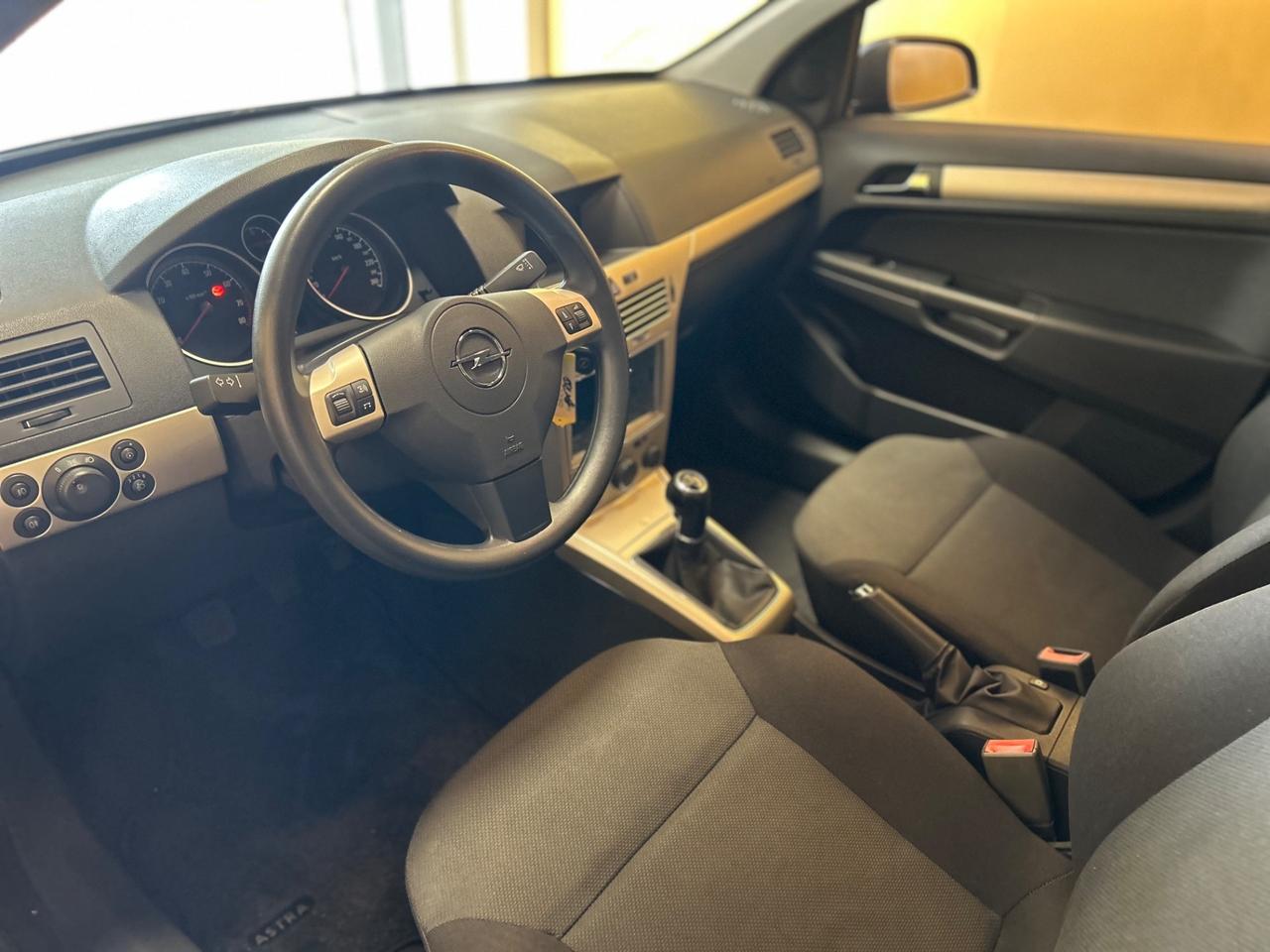 Opel Astra 1.4 Twinport Enjoy esp 5p *** 80.000KM ***