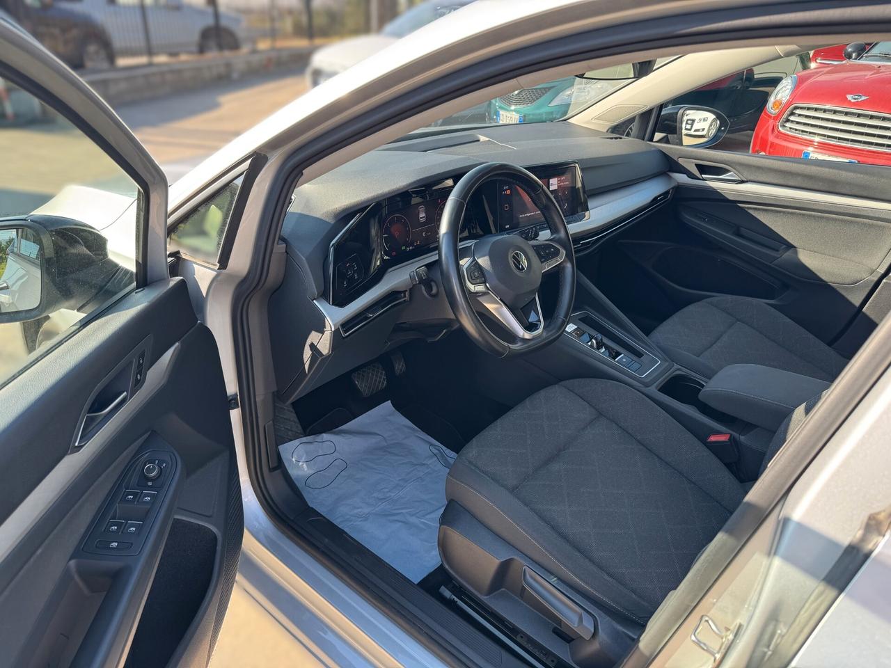 Volkswagen Golf 2.0 TDI 150 CV DSG SCR Style