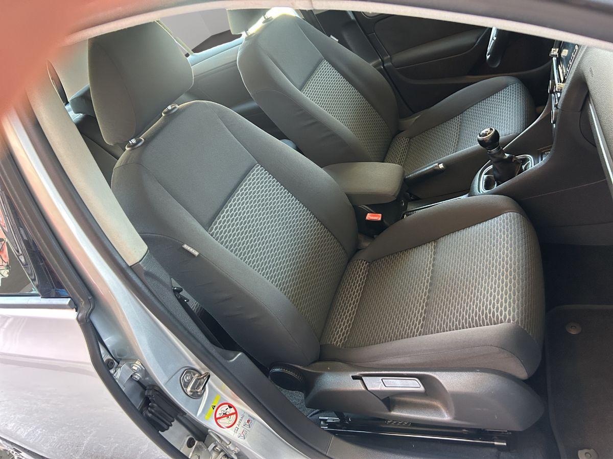 VOLKSWAGEN - Golf - 1.6 TDI 105 CV DPF 5p. Comfortline
