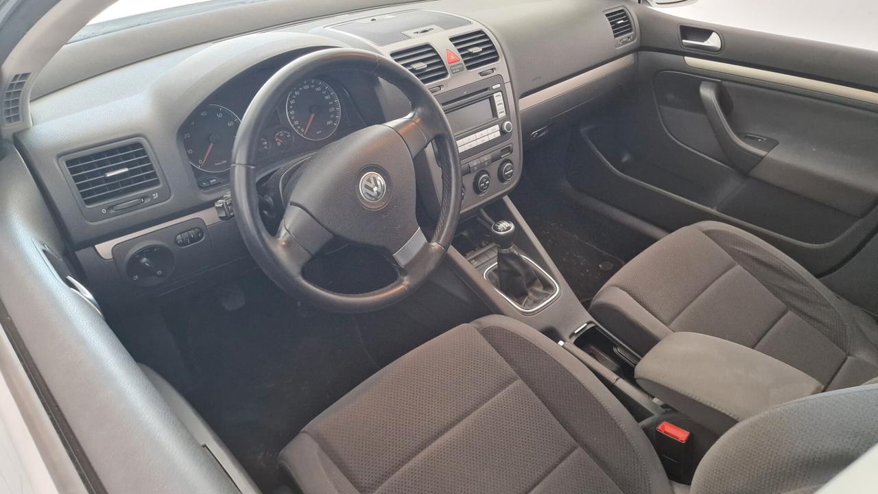 Volkswagen Golf 1.6 benzina Km 78 mila