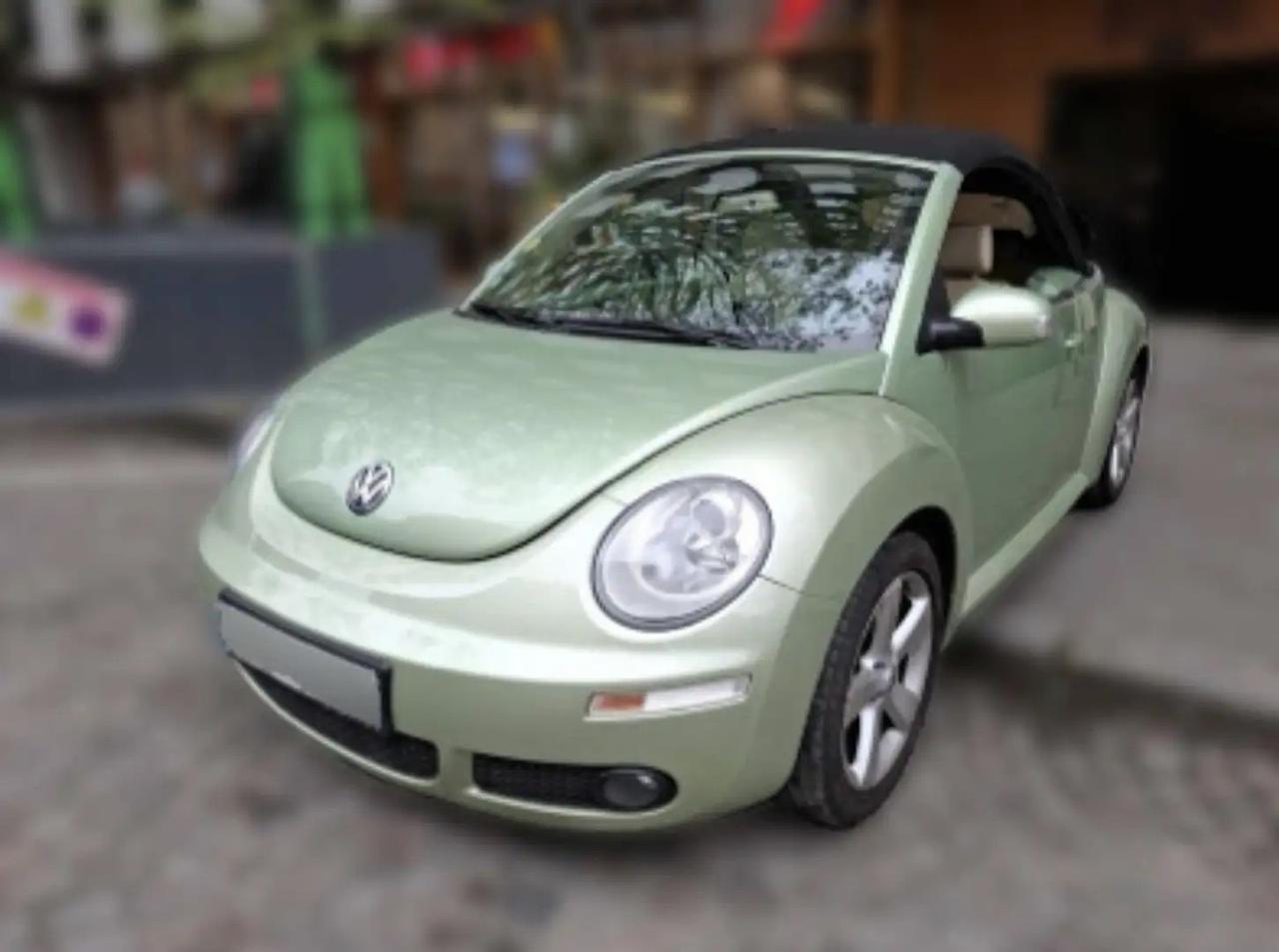 Volkswagen New Beetle 1.6 Cabrio automatica