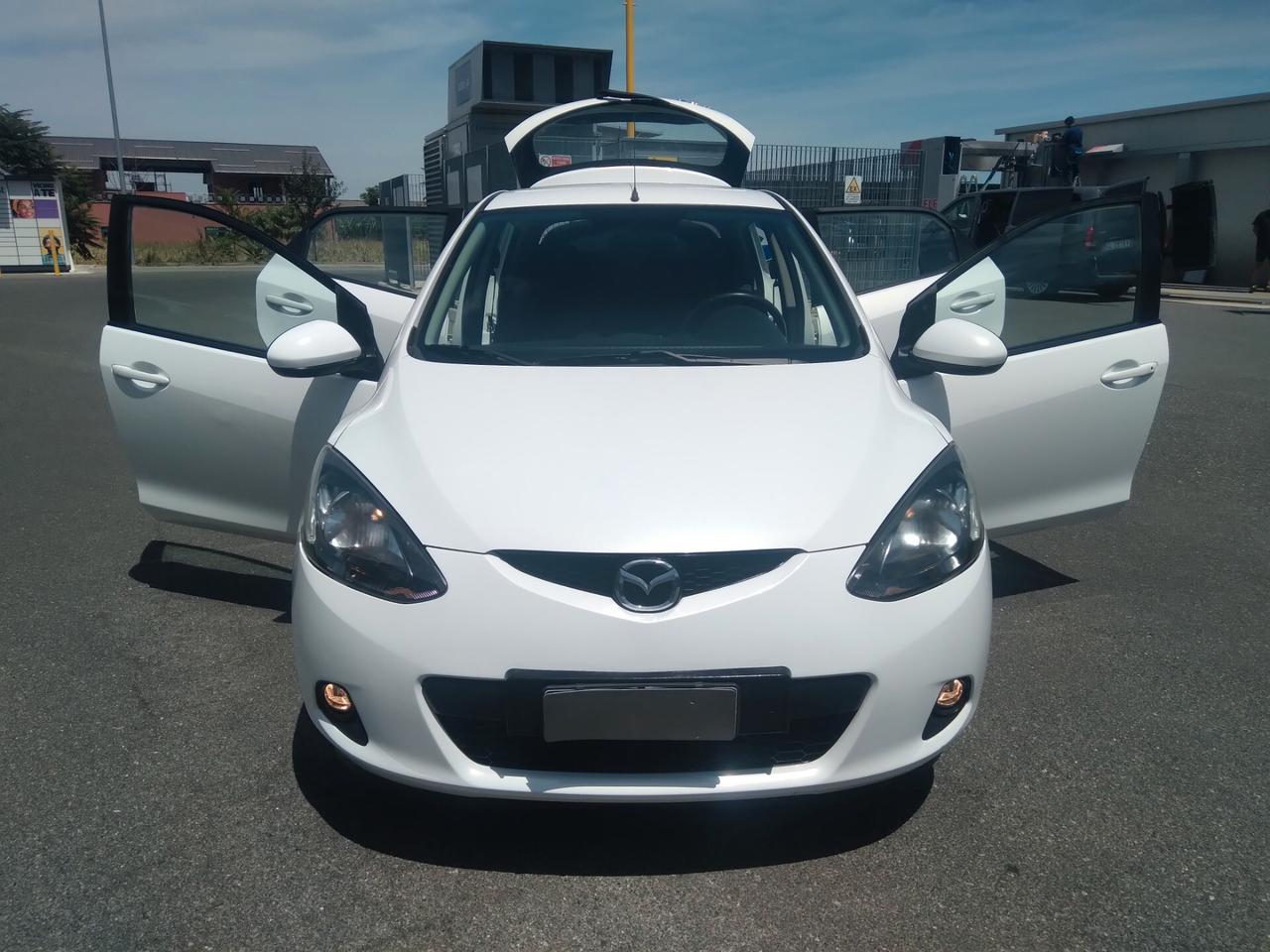 Mazda2 1.3 16V 75CV 5p. Play Gen. GPL x neopatentati