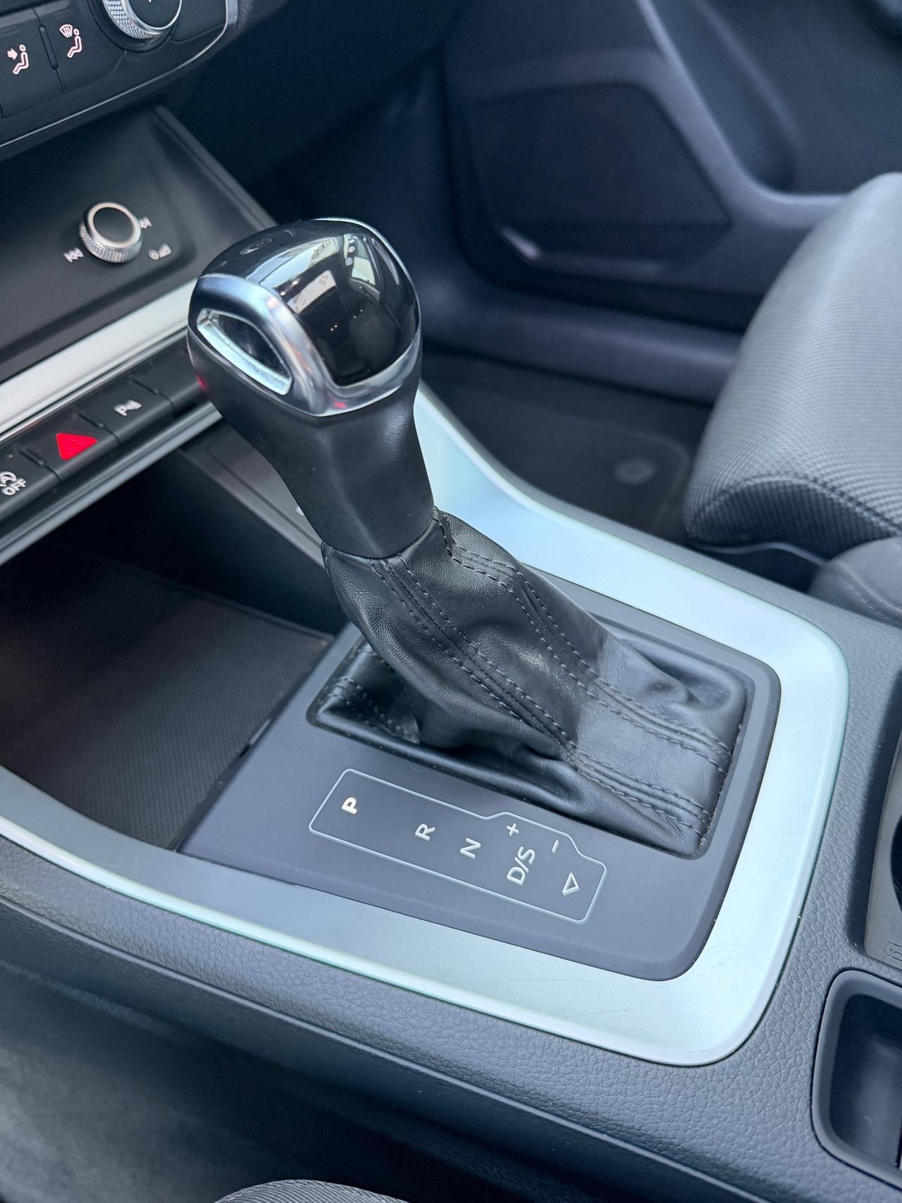 Audi Q3 40 TDI quattro TETTO MATRIX