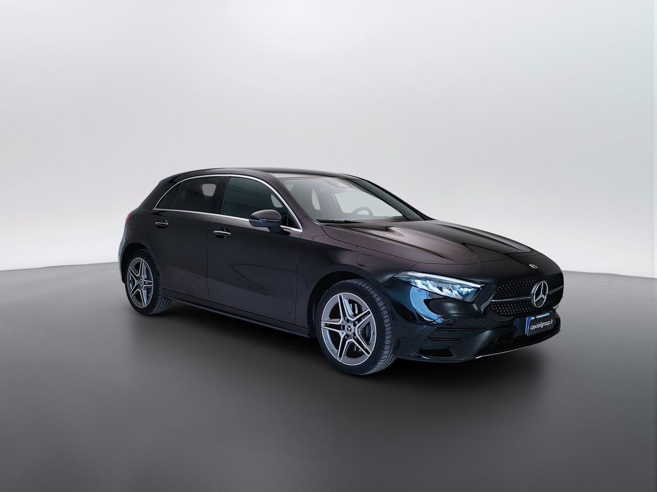Mercedes-Benz Classe A - W177 2023 - A 250 e phev AMG Line Advanced Plus auto