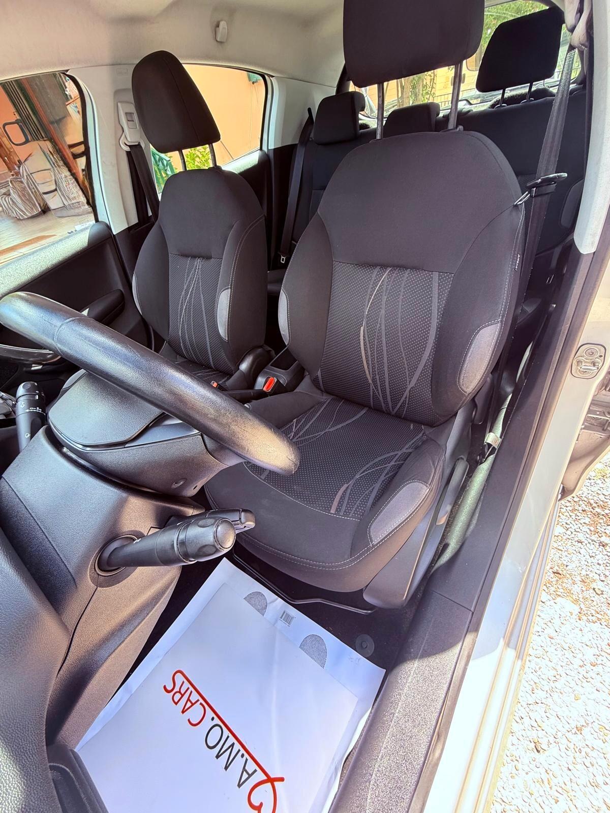 Peugeot 208 1.2 VTi 82 CV 5 porte Active COME NUOVA