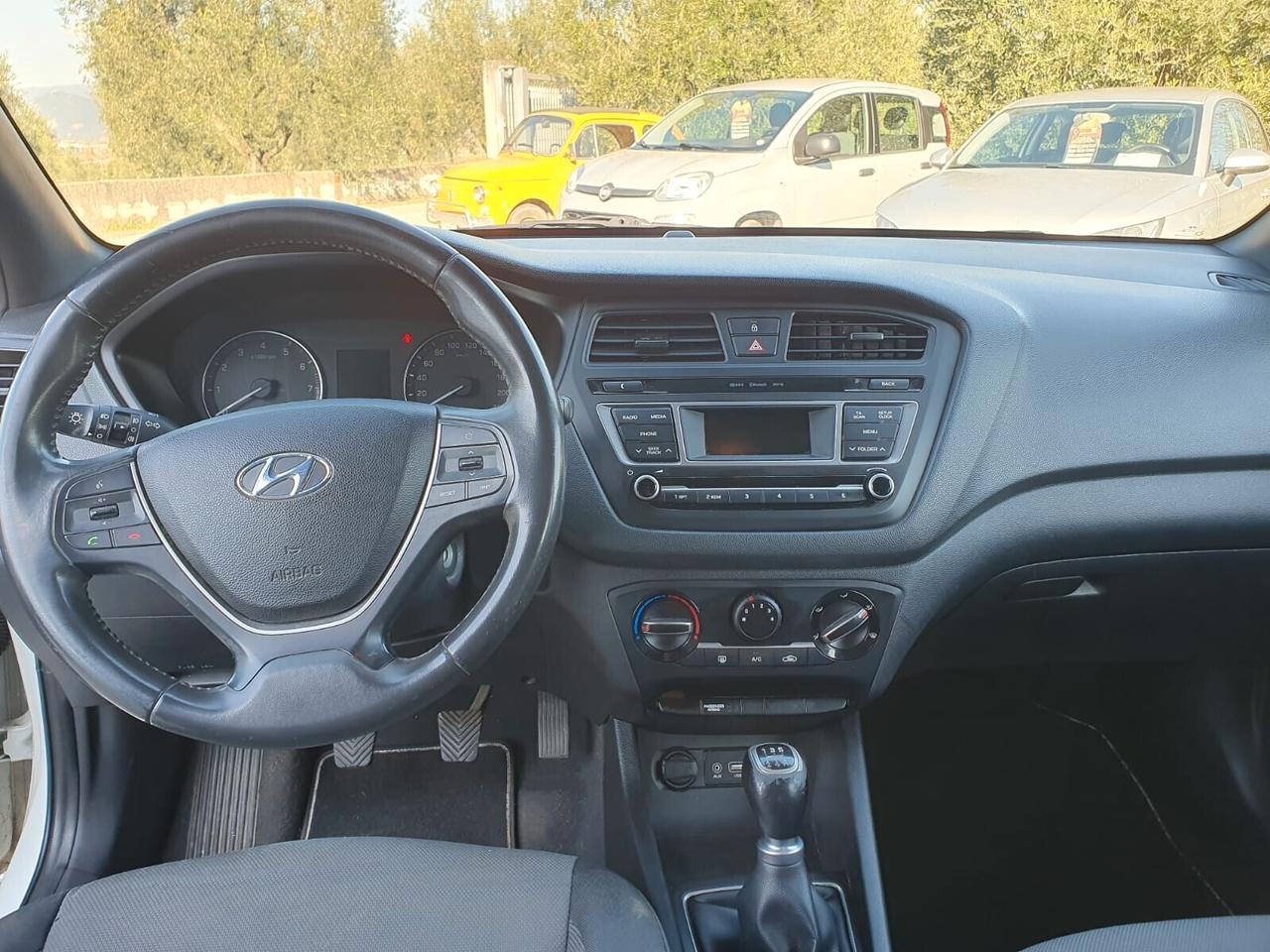 Hyundai i20 1.2 5 porte Blackline NEOPATENTATI