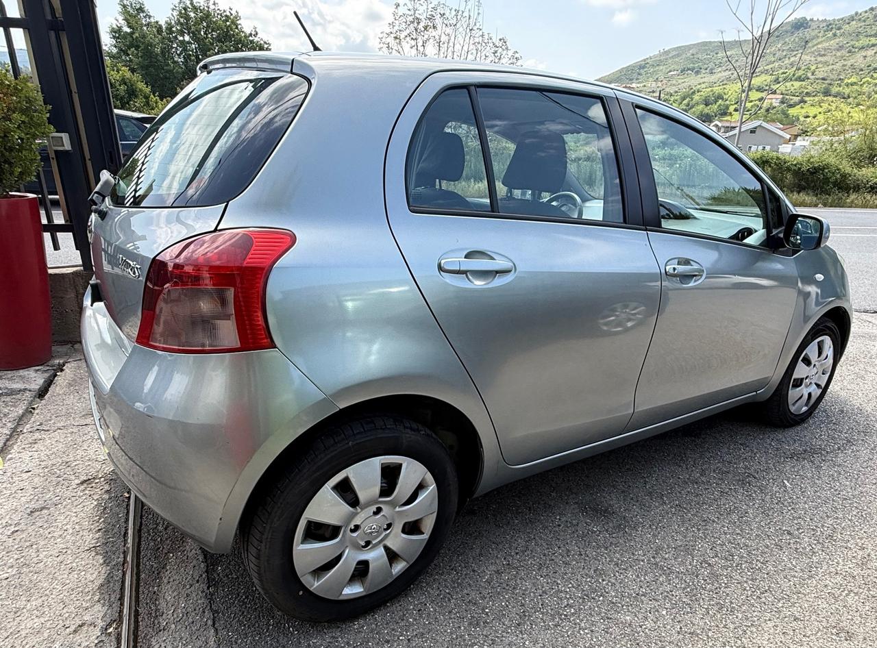 Toyota Yaris 5 Porte Yaris 5p 1.0 Sol