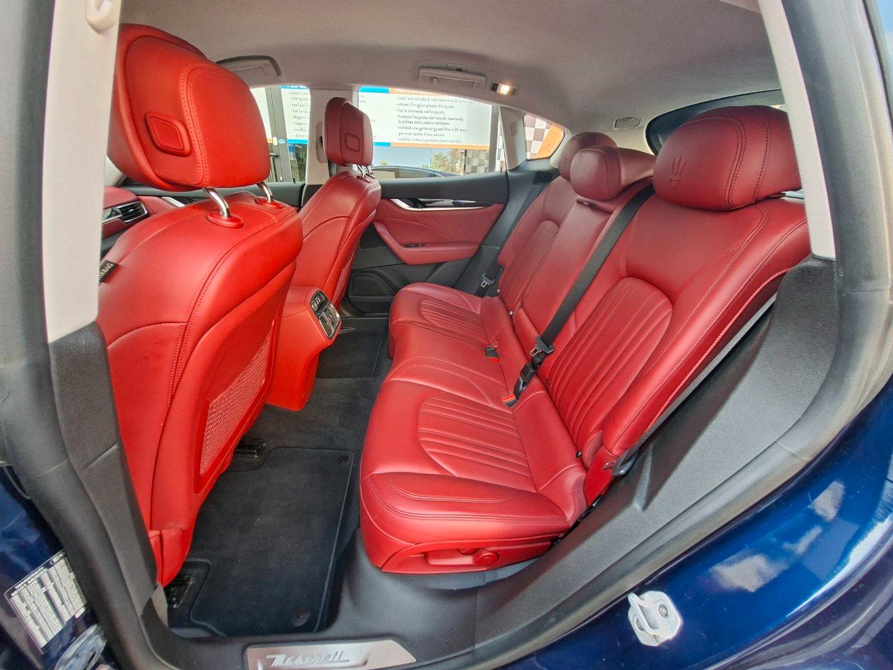 Maserati Levante 3.0 V6 250cv GRAN LUSSO