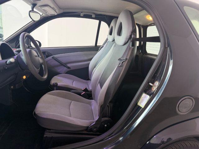 SMART ForTwo 700 smart city-coupé pure (45 kW)