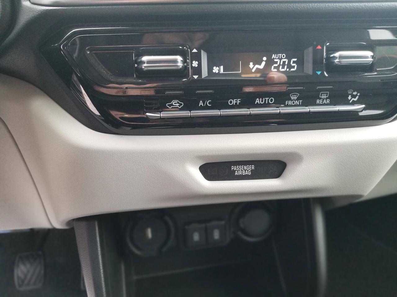 Suzuki Swift 1.2 Hybrid Top