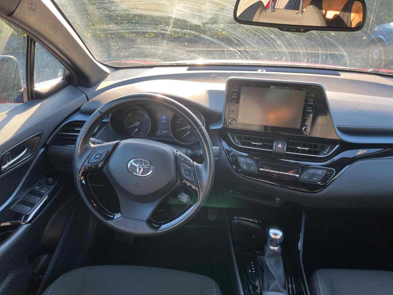 Toyota C-HR 1.8 Hybrid E-CVT Lounge