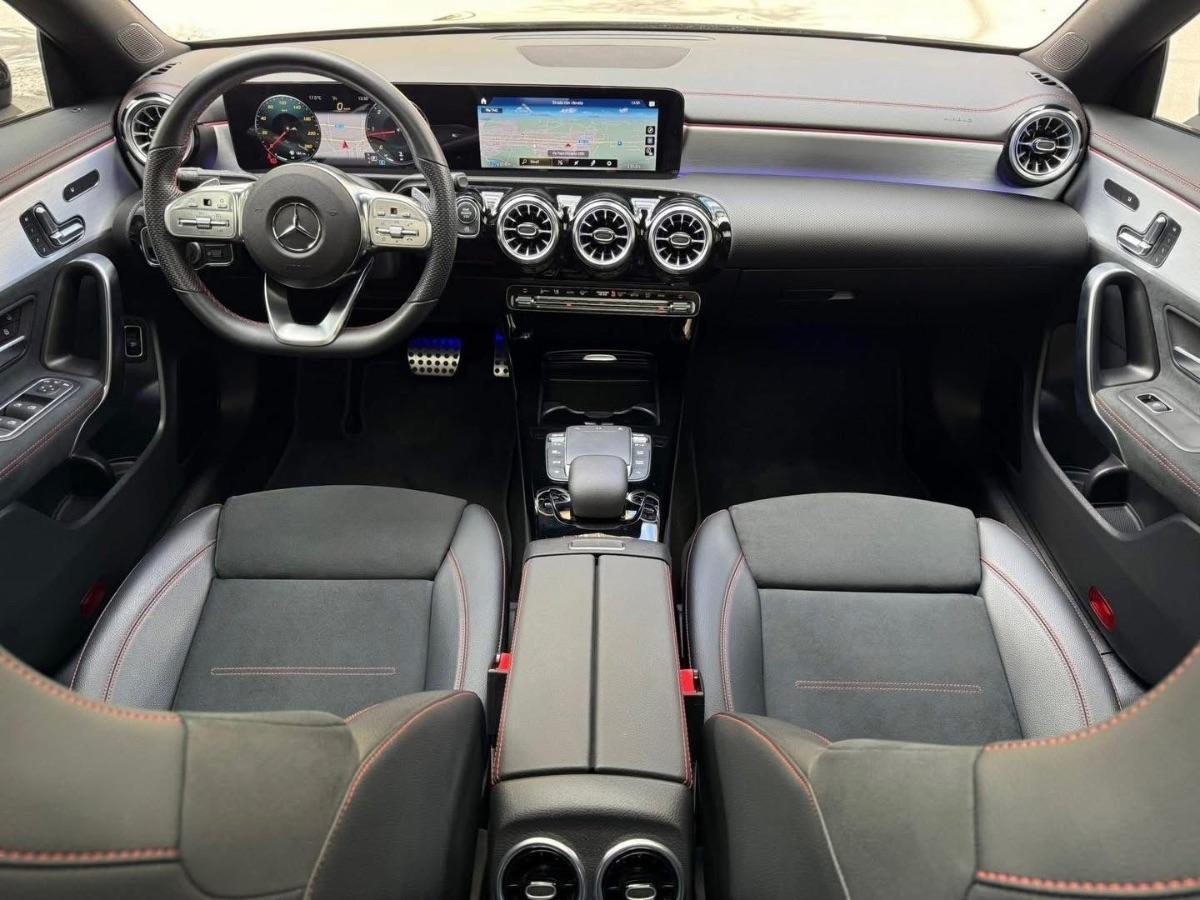 Mercedes CLA 200d Premium AMG Night Edition 150CV