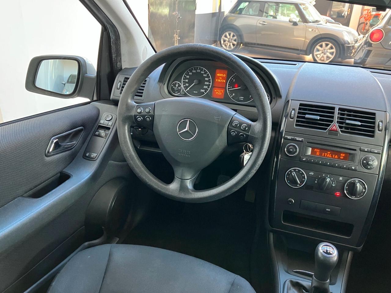 Mercedes-benz A 160 NEOPATENTATI EURO 5 NAVI/BLUE-TOOTH