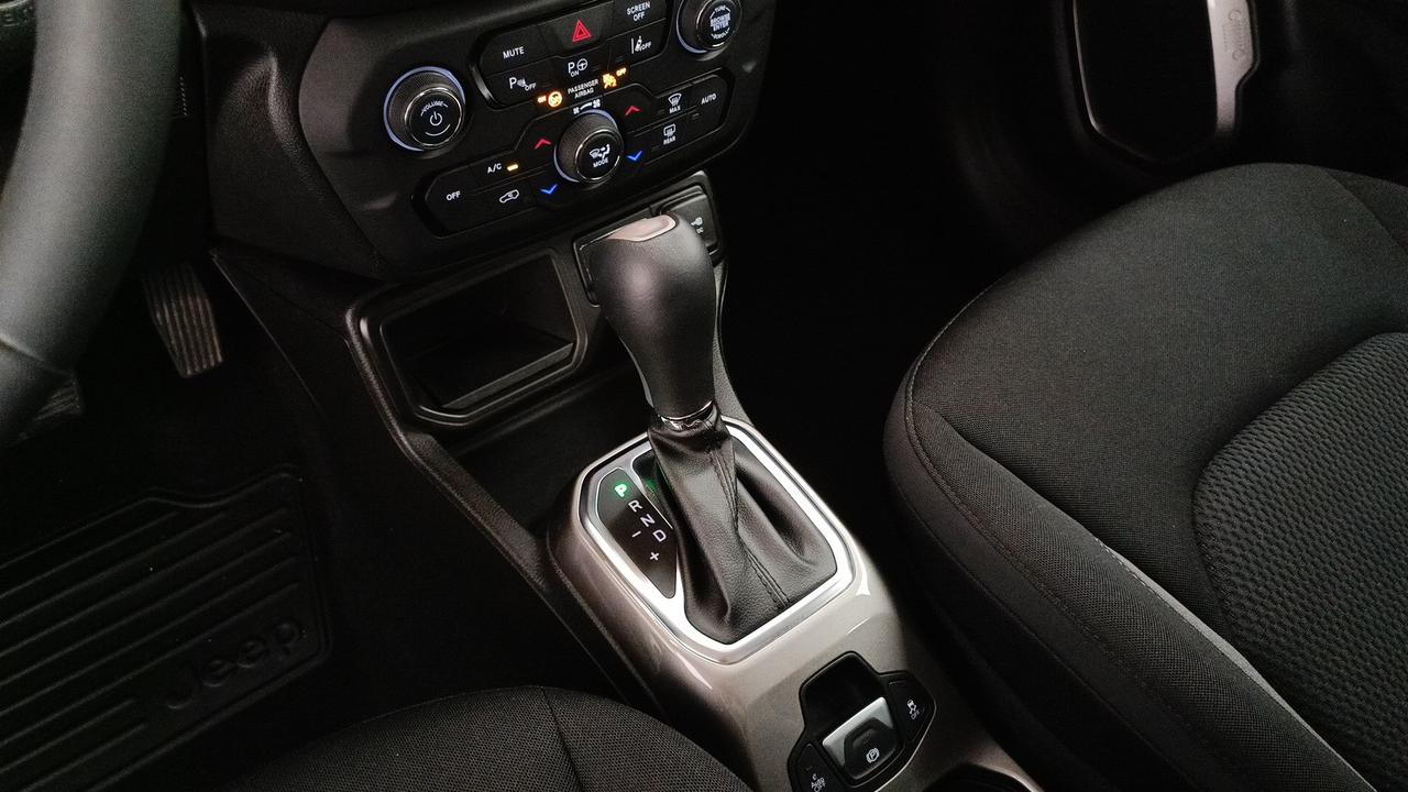 JEEP Renegade 2019 - Renegade 1.5 turbo t4 mhev Limited 2wd 130cv dct