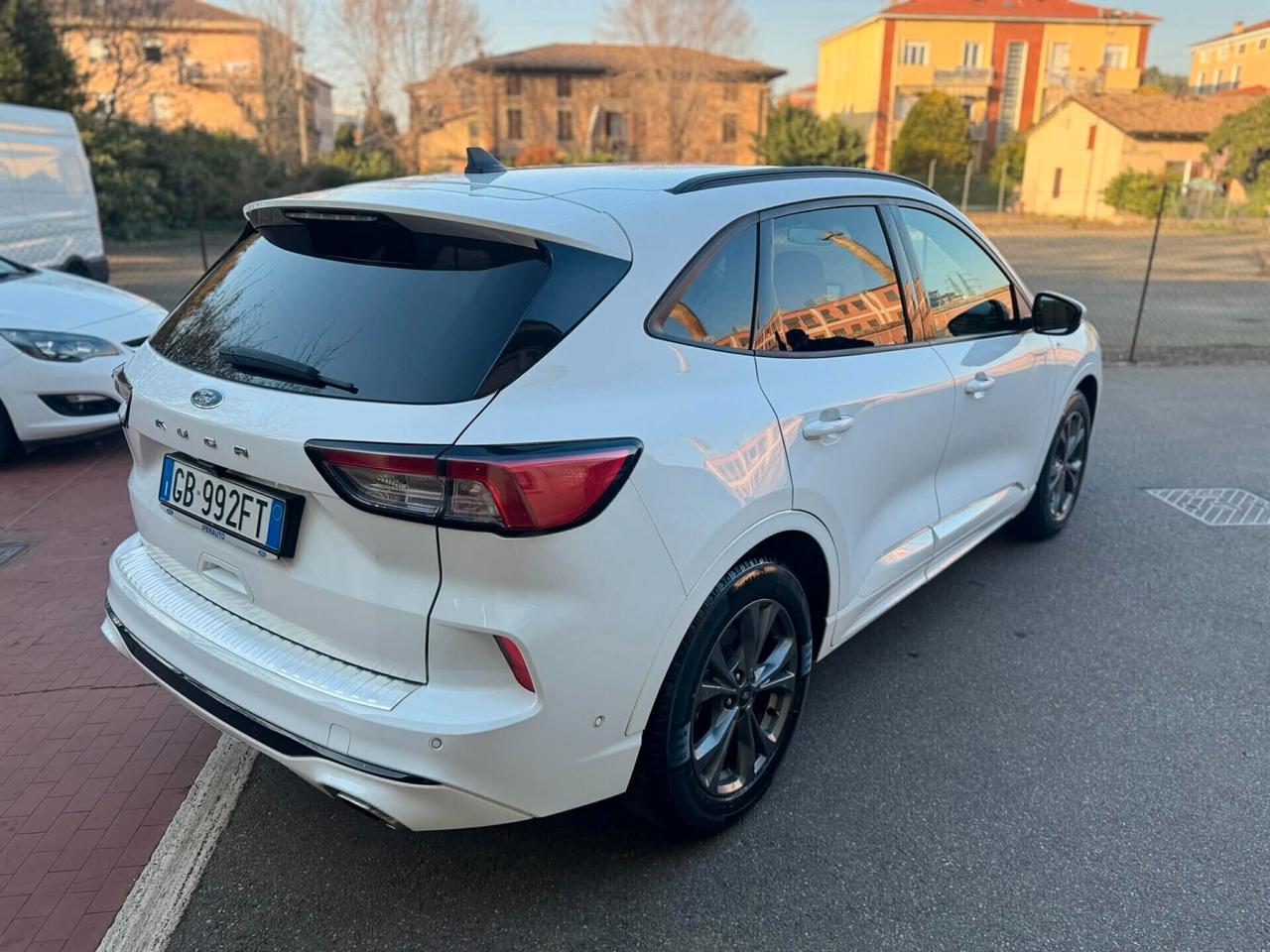 Ford Kuga 2020 1.5 Diesel Automatica 2WD ST-Line