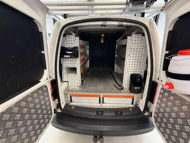 VOLKSWAGEN Caddy caddy 2.0 tdi 4 motion gancio traino