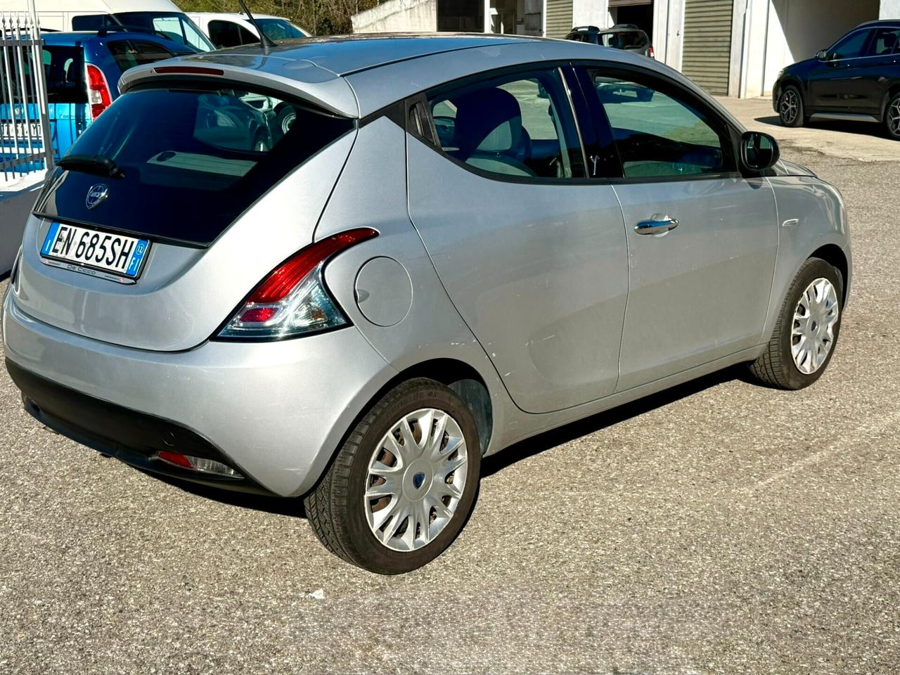 Lancia Ypsilon 1.3 MJT 16V 95 CV 5 porte S&S Silver