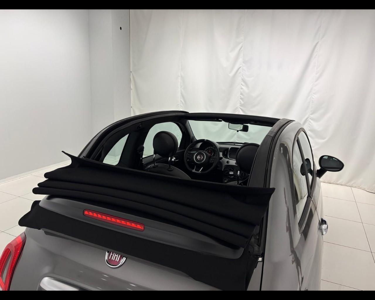 FIAT 500C 1.0 hybrid Connect 70cv