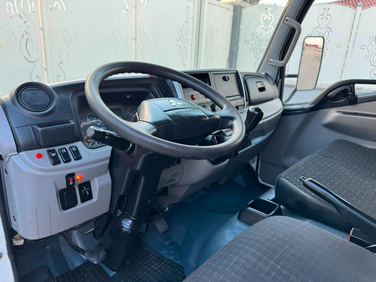 MITSUBISHI FUSO CANTER RIBALTABILE NUOVO