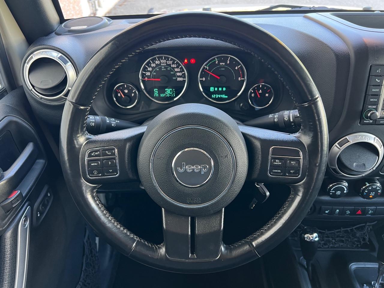 Jeep Wrangler Wrangler 2.8 crd Sahara auto E6