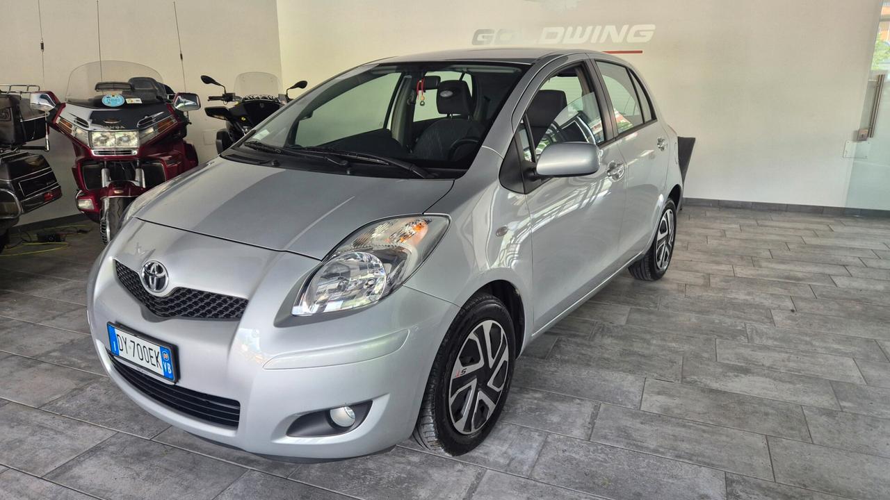 Toyota Yaris 1.3 5 porte Sol