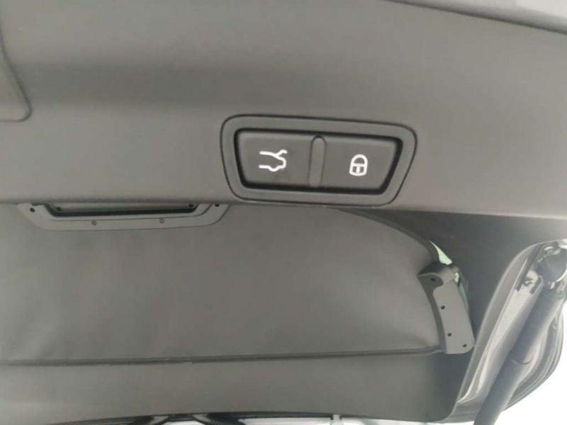 Alfa Romeo Stelvio 2.2 t Business Q4 190cv auto my19