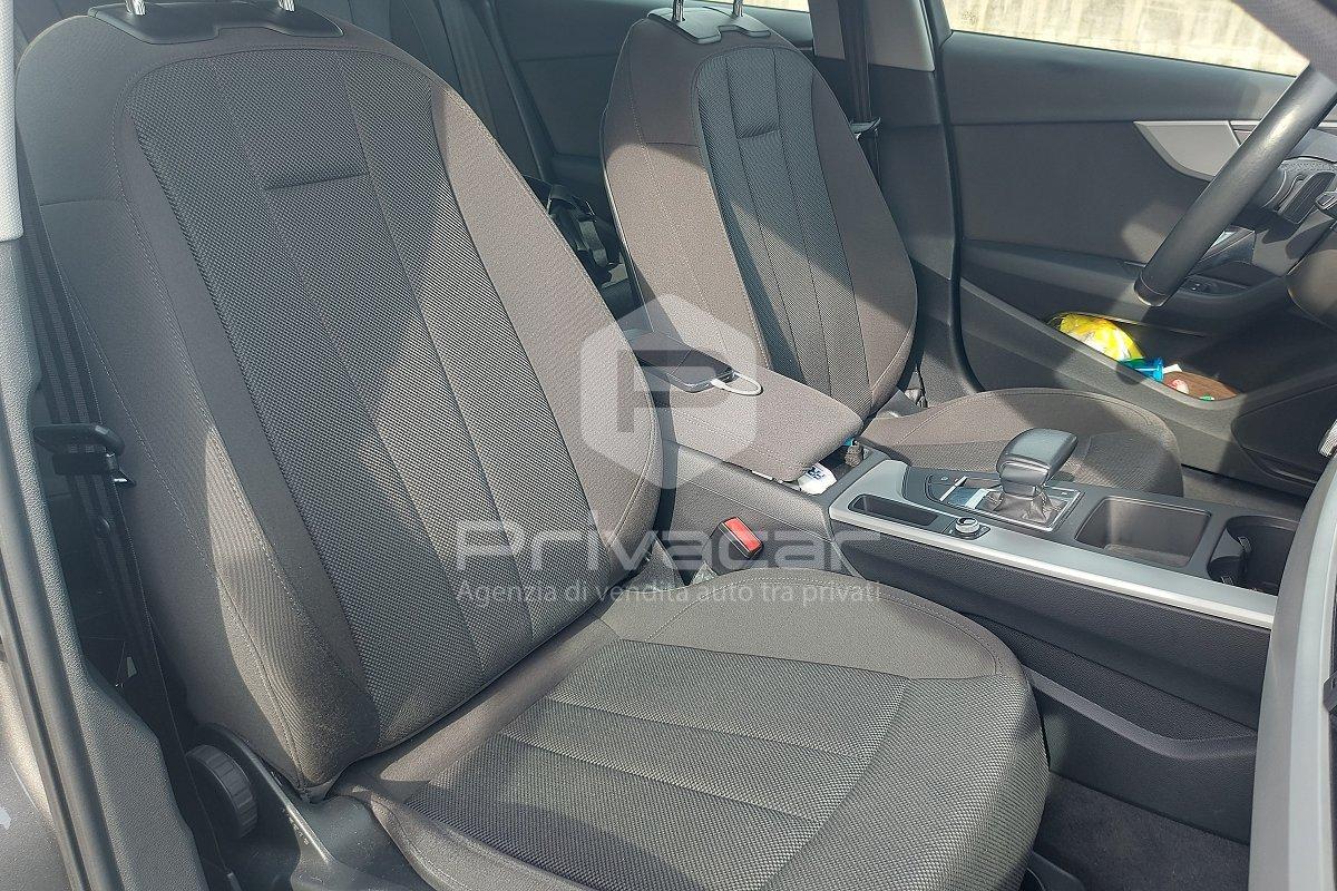 AUDI A4 Avant 30 TDI/136 CV S tronic Business Advanced