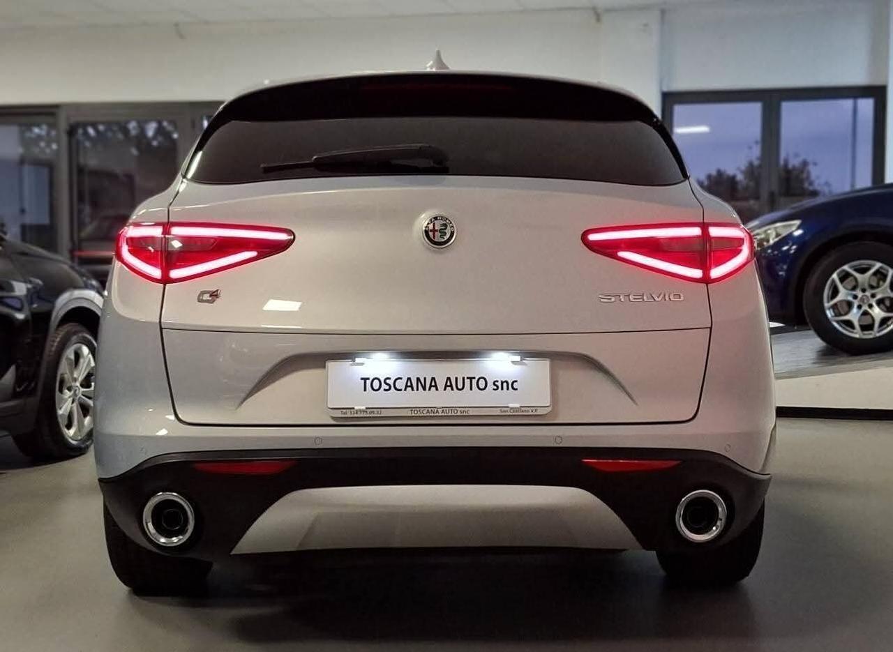 Alfa Romeo Stelvio 2.2 Turbodiesel 190 CV AT8 Q4 Business