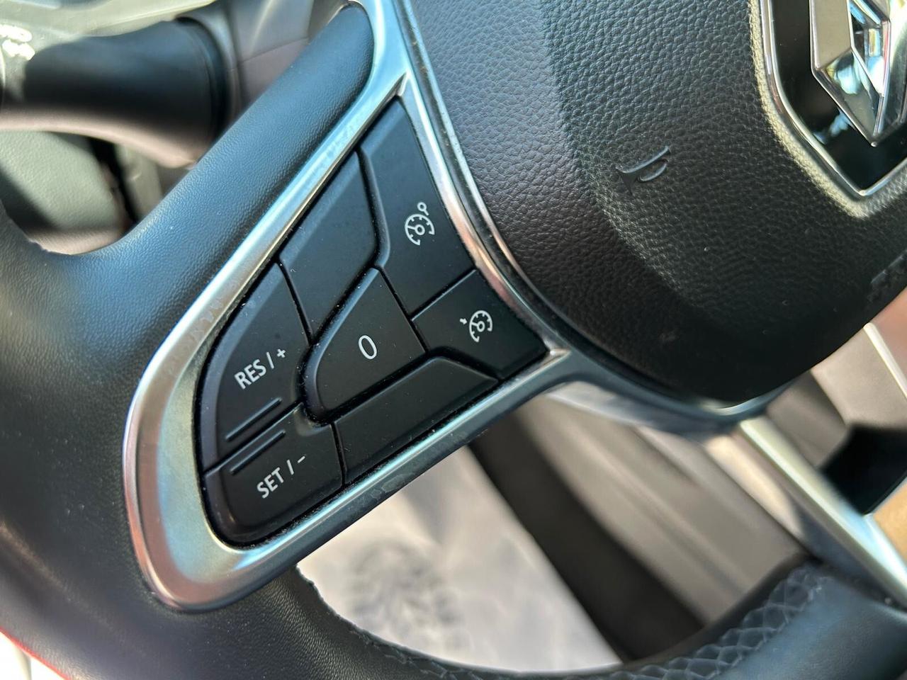 Renault Captur Full Hybrid E-Tech 145 CV Initiale Paris