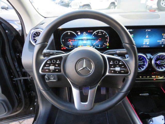 MERCEDES-BENZ GLA 200 Automatic Sport Plus # Luci Ambient # Telecamera