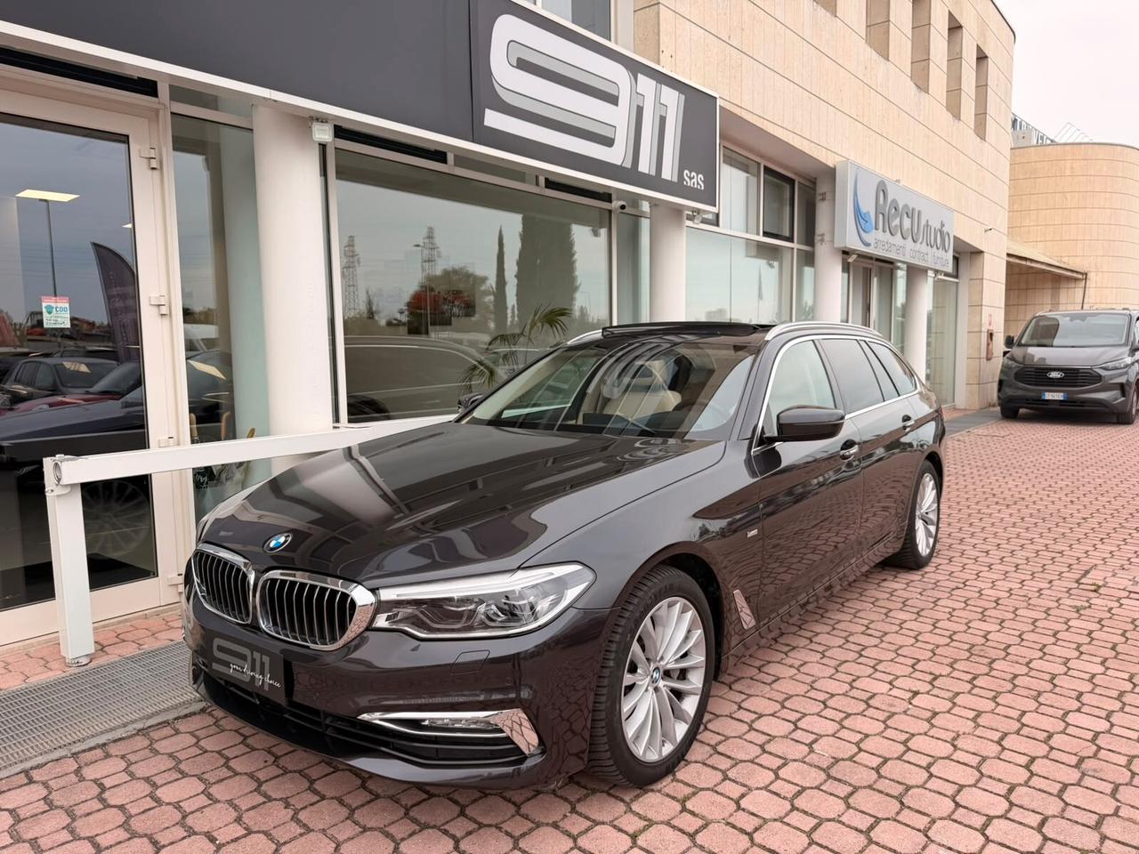 Bmw 530 530d xDrive Touring Luxury