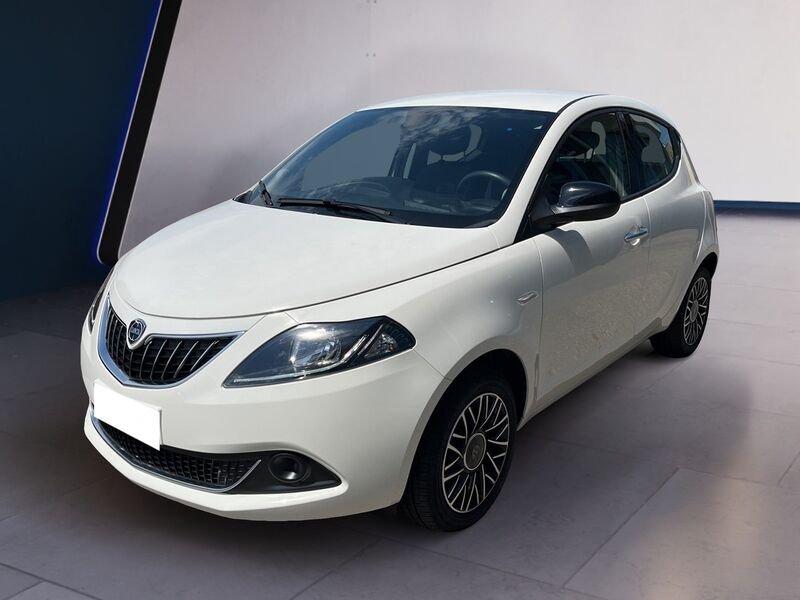 Lancia Ypsilon NUOVA My24 402 Platino 1.0