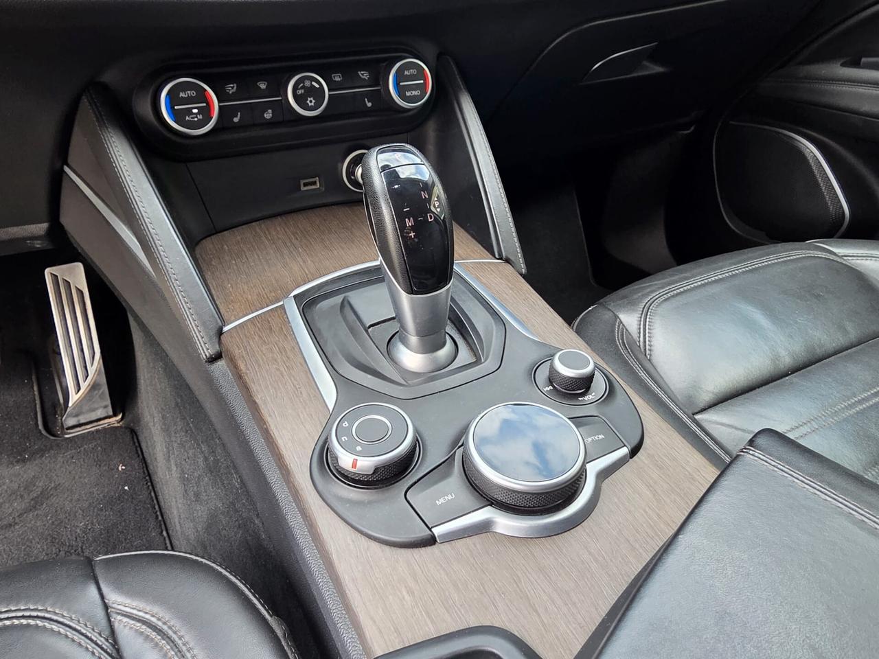 Alfa Romeo Stelvio 2.0 Turbo 280 CV AT8 Q4 First Edition